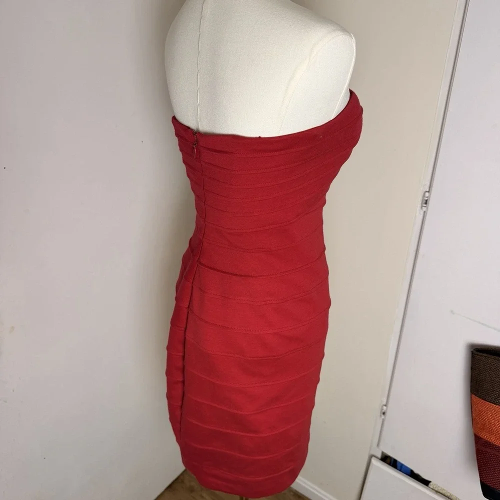 BCBGMAXAZRIA Women's Red Sleeveless Midi Dress Size 2 Vintage